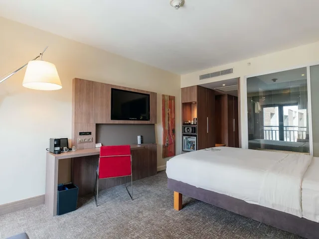 Executive, Queen Bed, Novotel Istanbul Bosphorus Hotel 10/10