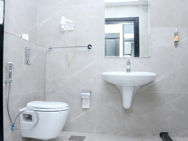 غرفة ثلاثية بثلاثة أسرّة، Raed Hotel Suites 5/10