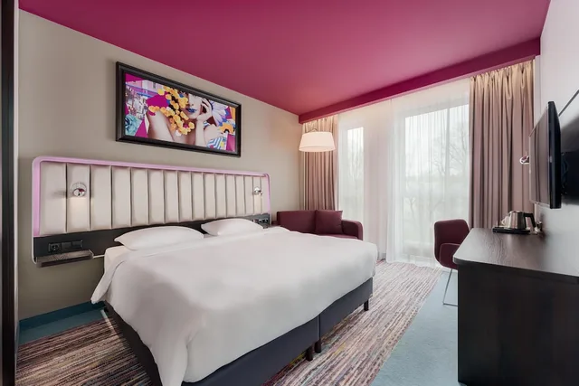 Standard, King Bed, Old Town View, PARK INN BY RADISSON RIGA VALDEMARA 3/9