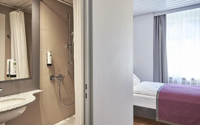 غرفة كلاسيكية مفردة، Hotel Central Luzern 4/14