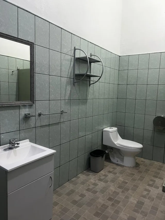 جناح بسرير مزدوج بحمام خاص، Hostal Amigo 2/2