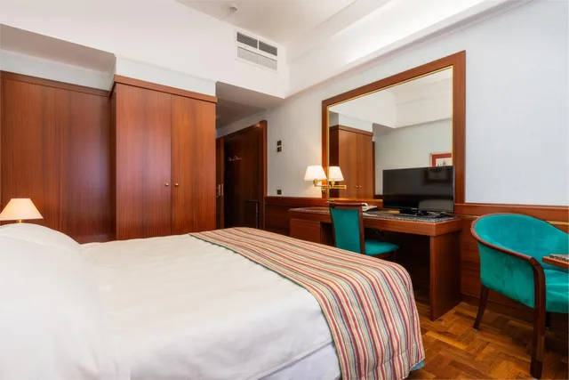 Room, Single, Hotel Crivis 11/16
