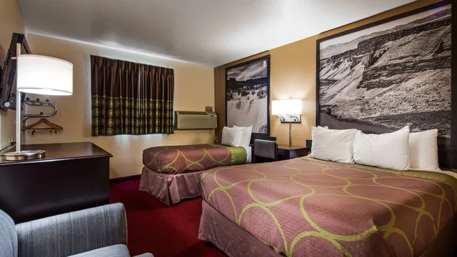 غرفة قياسية بسريرين كوين، Surestay Hotel By Best Western Twin Falls 3/10