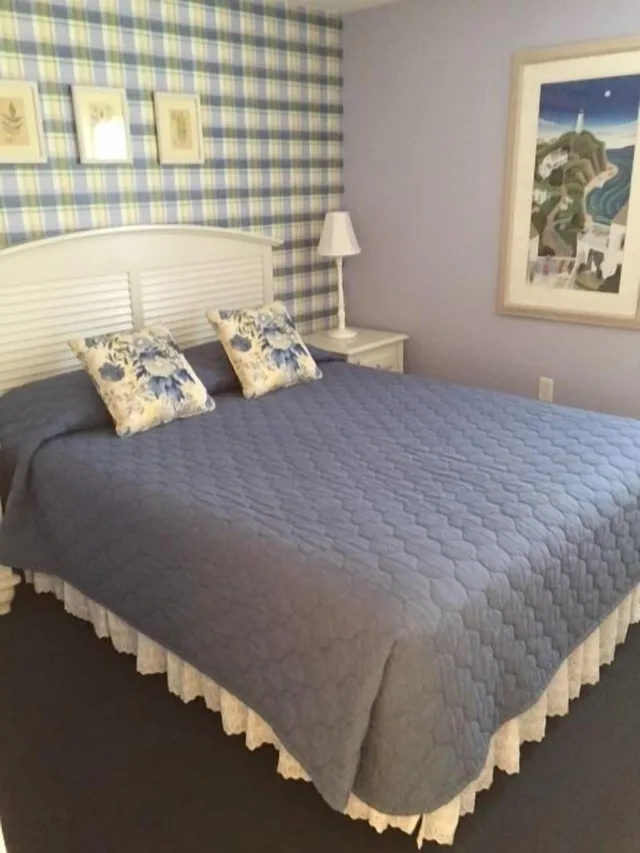 2 Bedrooms, Cottage, Queen and Twin Beds, 2 Bathrooms, Sofa، Colonial Acres Resort 5/10