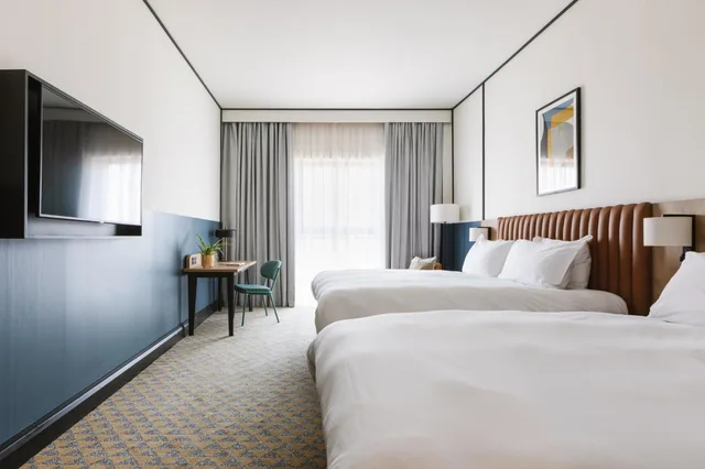 غرفة بسريرين مزدوجين، voco Belfast, an IHG Hotel 1/8