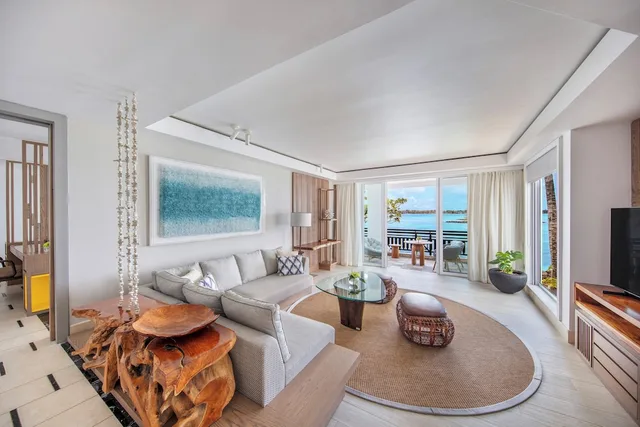 جناح سيغنتشر بسرير كينج بإطلالة على البحر، Shangri-La Le Touessrok, Mauritius 3/7