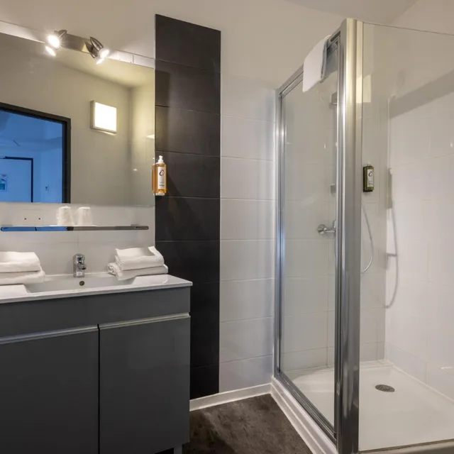 غرفة سوبيريور ثلاثية، Hotel Les Domes - Perpignan Sud by Hosteletour 8/10