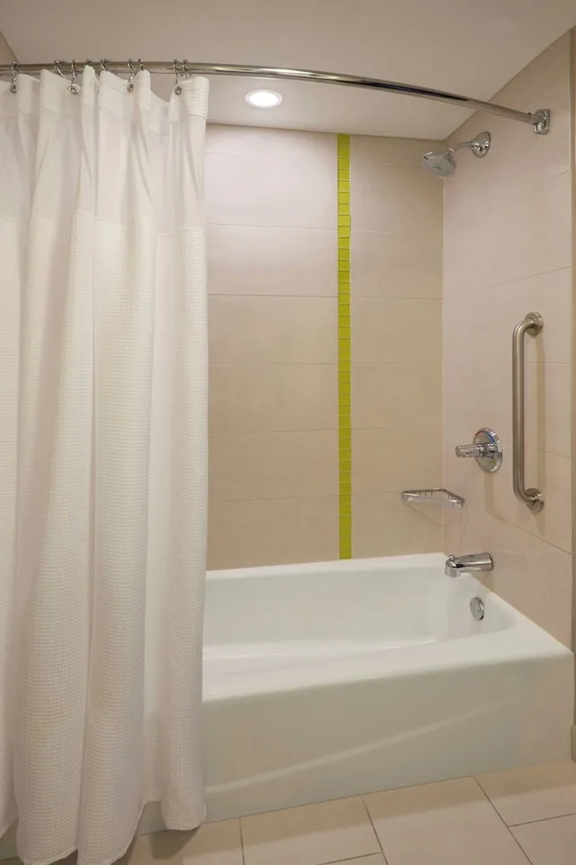 جناح بسريرين كوين مع سرير سحّاب إضافي، Springhill Suites By Marriott Toronto Vaughan 3/5