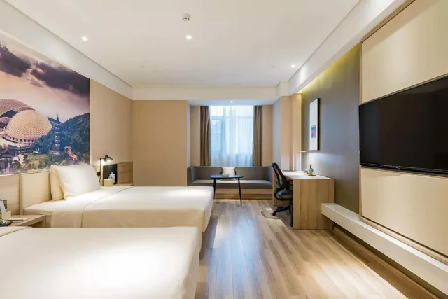 Elegant, Twin Beds, Attic، Atour Hotel Nanjing Maqun 1/1