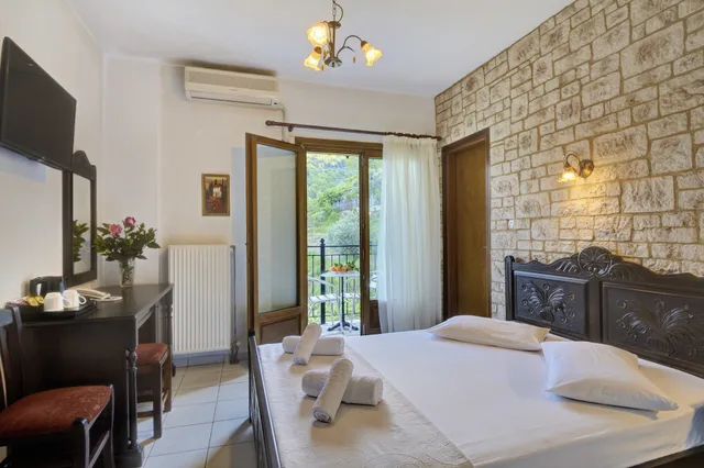 Room, Twin Beds, Partial Sea View, Hotel Agnadi-Horefto 1/1