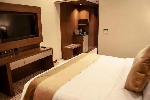 غرفة قياسية مفردة بسرير كينج، فندق ريو(Rio Hotel) 3/4