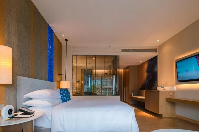 غرفة بسريرين منفصلين، Renaissance Pattaya Resort Spa 5/14
