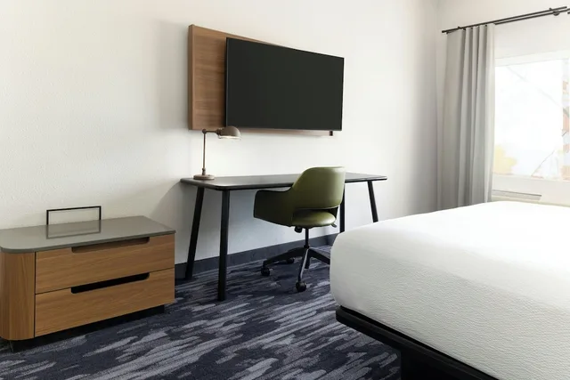 Studio, King Bed, Accessible, Wingate By Wyndham Spokane 4/7