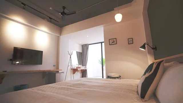 غرفة كومفورت بسرير مزدوج، The Red Hotel 3/3