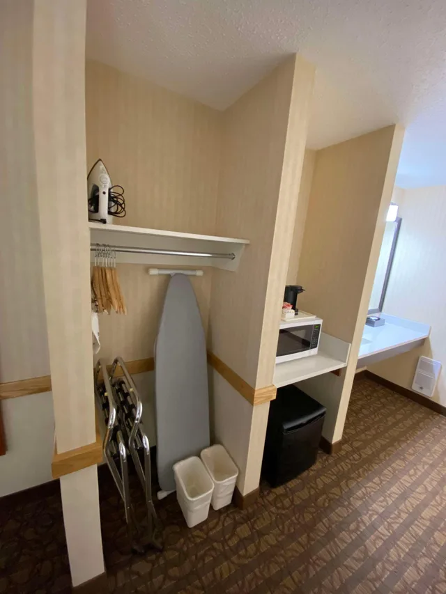 غرفة بسرير كوين لذوي الإعاقة، Best Western Cold Lake Inn 9/9