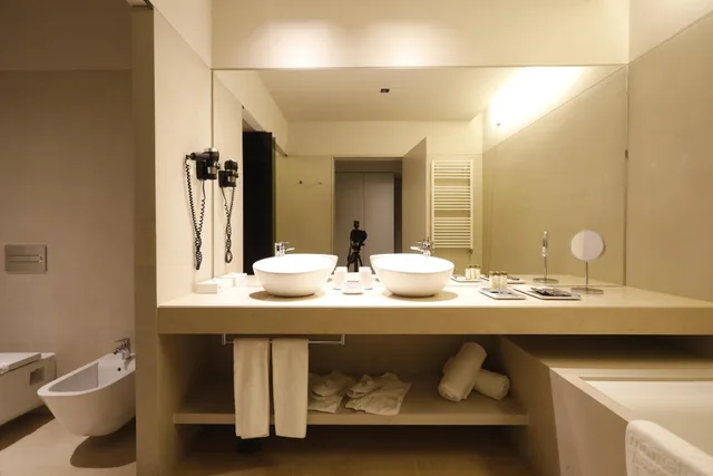 غرفة بسرير كوين بشرفة، Montebelo Vista Alegre Ilhavo Hotel 2/4