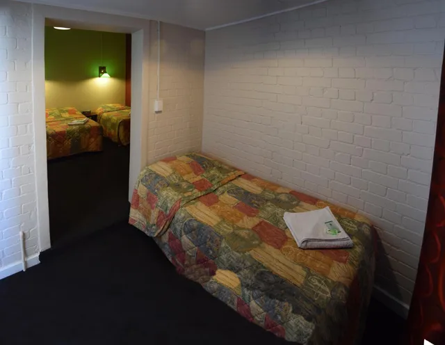 Renovated, Family، Palace Hotel Kalgoorlie 2/4