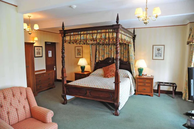 جناح سوبيريور، Cricklade House Hotel, Sure Hotel Collection by Best Western 2/2