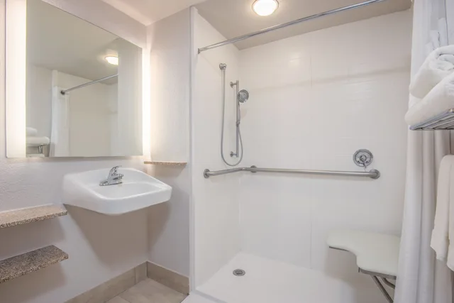 غرفة قياسية بسرير كينج، Holiday Inn Express El Paso-Central 4/4