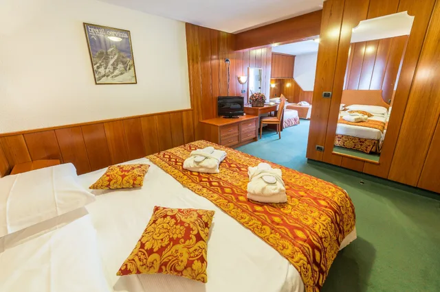 غرفة عائلية بسرير كوين وسريرين منفصلين بغرفة نوم واحدة، Hotel Excelsior Planet 3/7