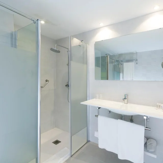 غرفة بسرير مزدوج بإطلالة جزئية على البحر، Reverence Mare Hotel Adults Only 6/7
