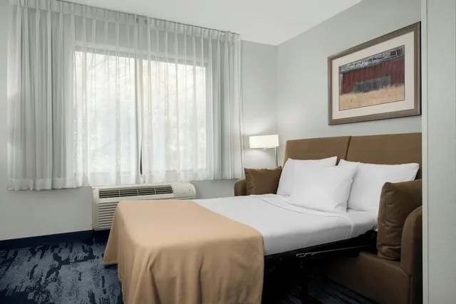 استوديو بسريرين كوين مع أريكة، Fairfield Inn Suites Moscow 1/5