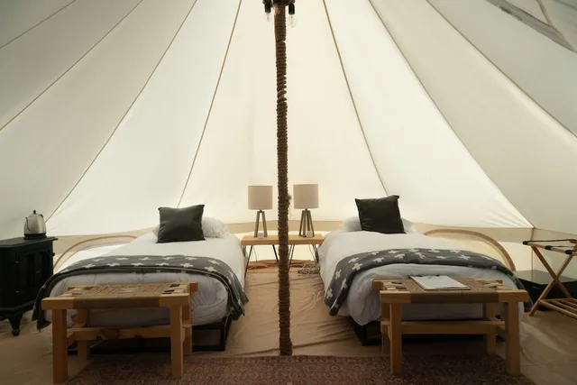 Journey, Family, Tent, King and Twin Beds، Collective Governors Island 1/2