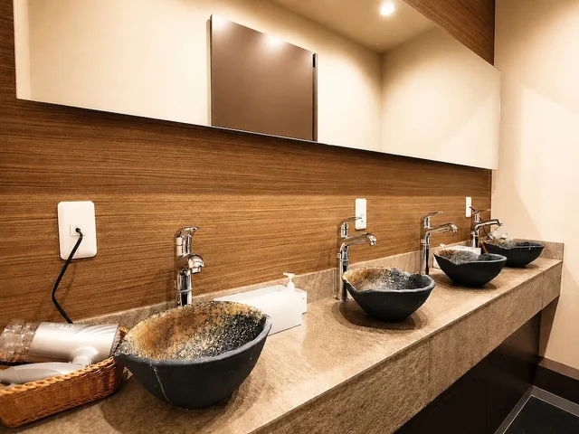 Semi Private, Single Bed، Namba Guesthouse HIVE - Hostel 8/10