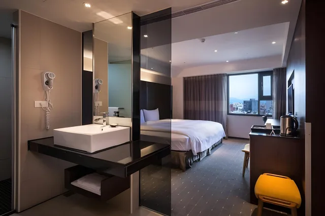 غرفة بزنس بسرير كوين، Hotel Hi Chuiyang 2/2