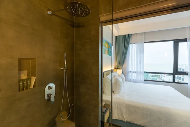 غرفة ديلوكس بسريرين منفصلين بإطلالة على البحر، Odin Hotel Quy Nhon 9/9