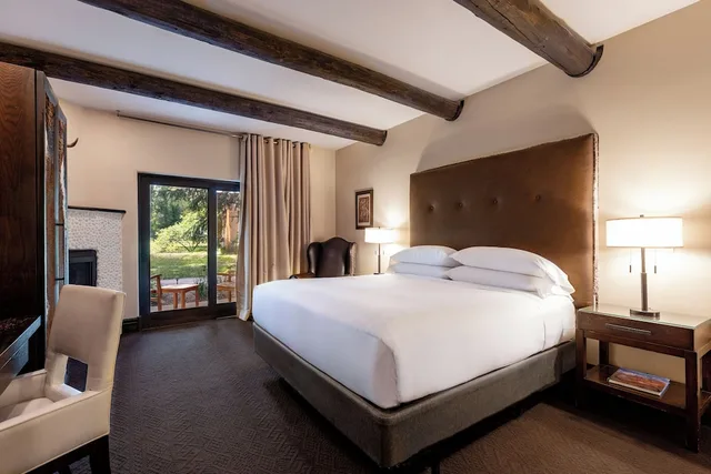 غرفة سوبيريور بسرير كينج بإطلالة على الفناء، El Monte Sagrado Resort 2/7