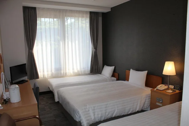 غرفة قياسية ثلاثية بثلاثة أسرّة، Hotel Kanazawa Kenrokusou 2/4