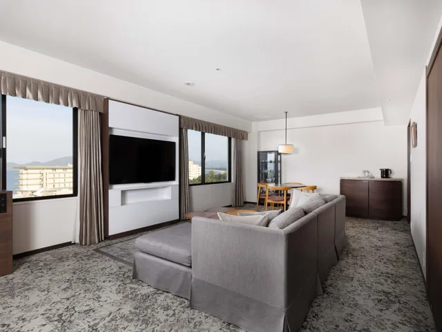 Junior Suite, Privilege, 3 Beds, with Extra Bed, Ocean or Sea View، Mercure Saga Karatsu Resort 2/2