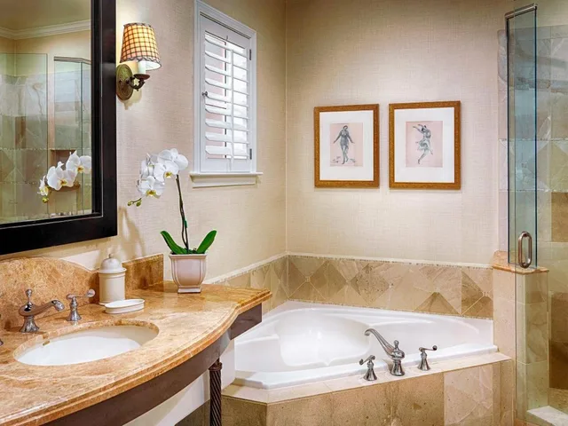 Vineyard, Suite, King Bed، Fairmont Sonoma Mission Inn & Spa 3/3