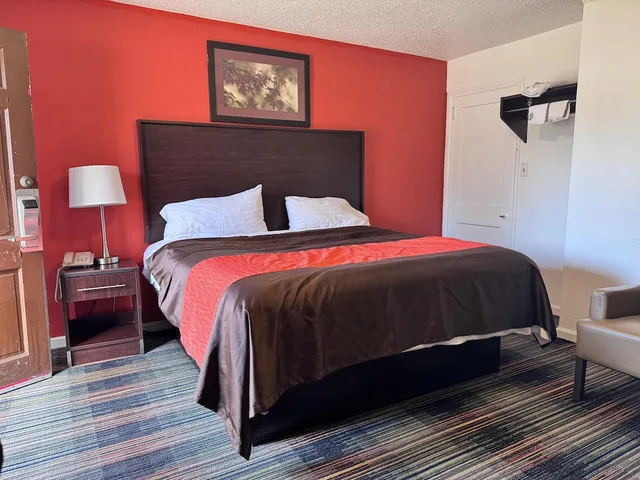 Full Bed Non-Smoking، OYO Palm Leaf Motel 9/10