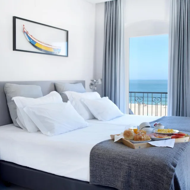 Room, Double Bed, Sea Front، Albergaria Mar Bravo 3/10