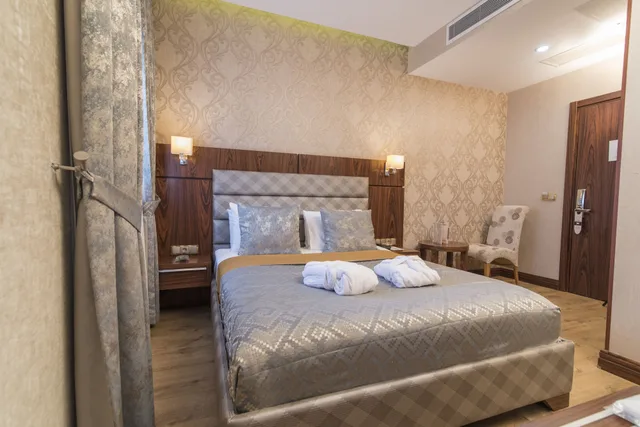 غرفة قياسية بسرير مزدوج أو سريرين منفصلين، Midmar Deluxe Hotel 2/8