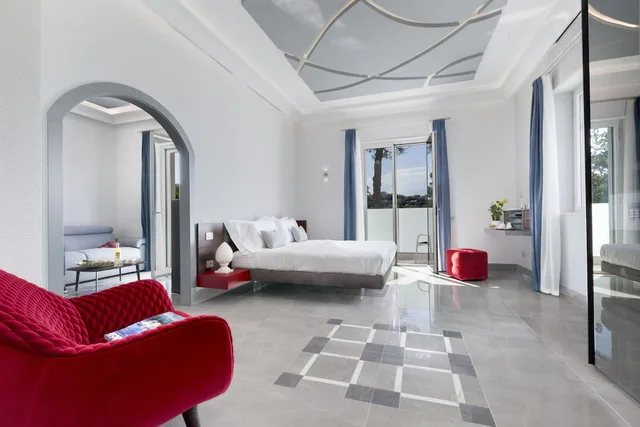 جناح سوبيريور بسرير كينج مع أريكة، Sorrento Dream Resort 7/10