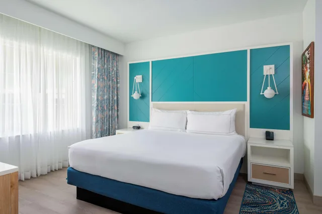 1 Bedroom, Suite, King Bed, River View, Balcony, Doubletree Suites By Hilton Naples 1/2