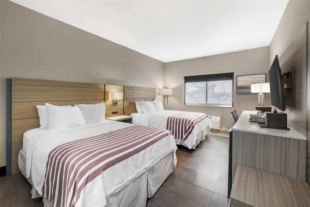 غرفة قياسية رباعية، Best Western Independence Kansas City 1/10