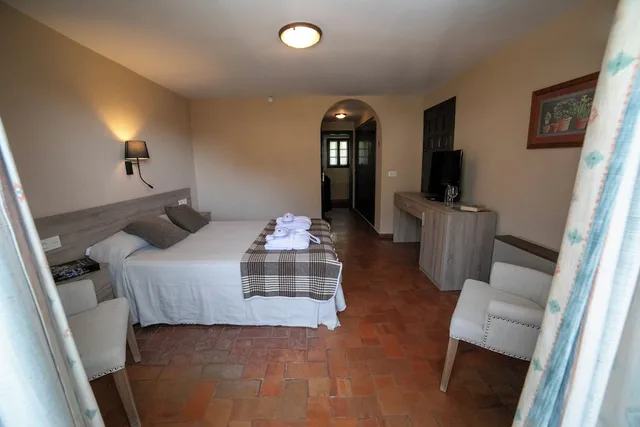 غرفة بسريرين منفصلين بشرفة بإطلالة، Hotel Villa De Grazalema 9/10