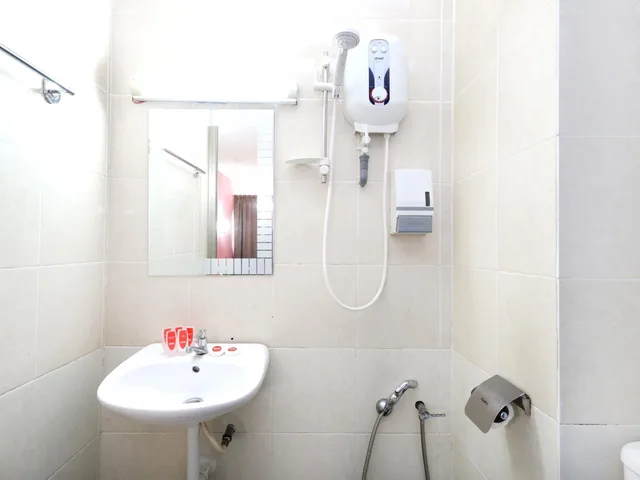 Superior, Suite, OYO 502 Midah Inn Puchong 5/5