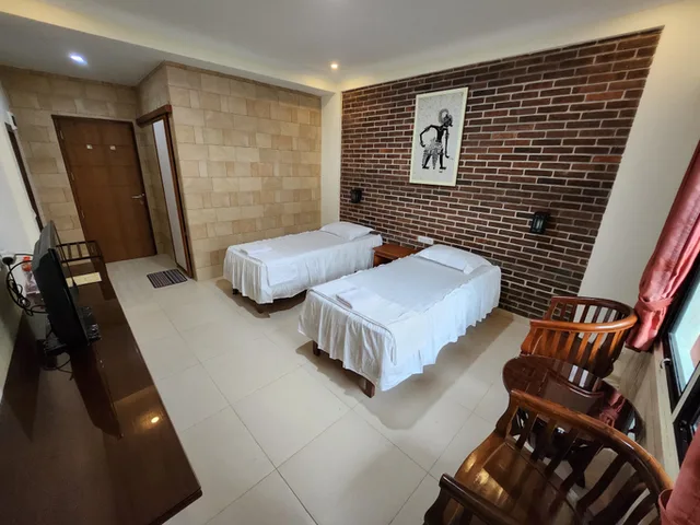 غرفة ديلوكس بسريرين منفصلين، Hotel Diafan Purwodadi 1/4