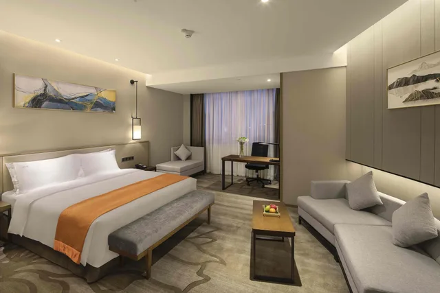 غرفة بريميوم بسرير كينج، Holiday Inn Chengdu Airport 4/8