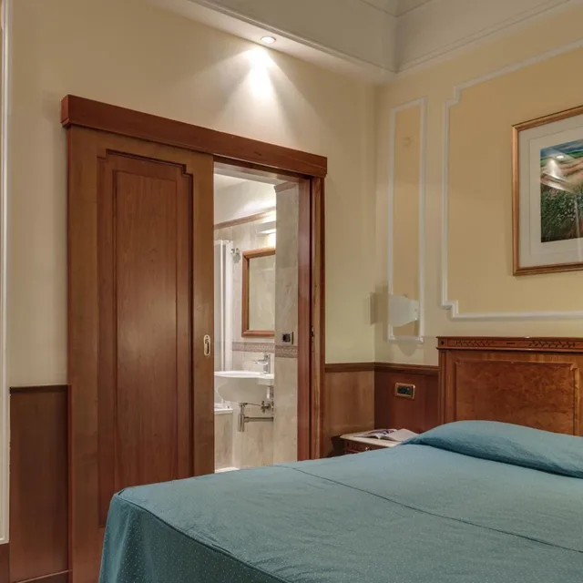 غرفة بسرير مزدوج أو سريرين منفصلين، Hotel Borromeo 2/4