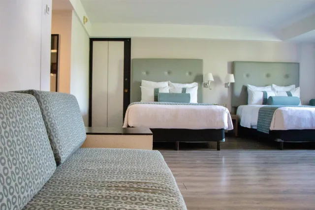 Suite, 2 Queen Beds, Executive Level، Grand Cantalagua Hotel Morelia, BW Signature Collection 5/6