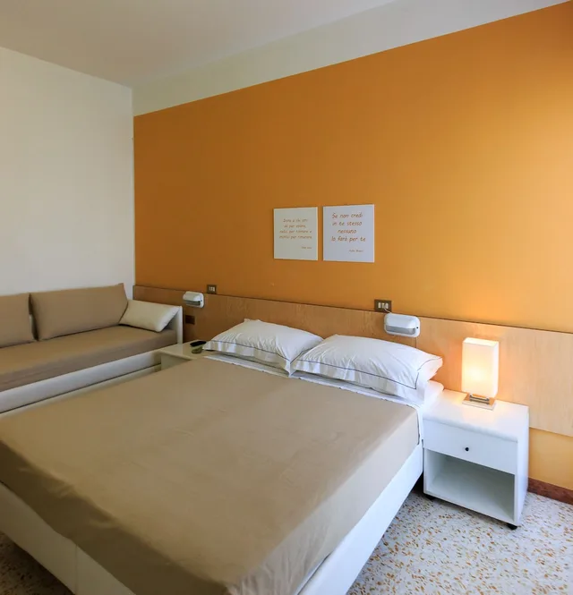 غرفة قياسية ثلاثية، Mini Hotel 1/4