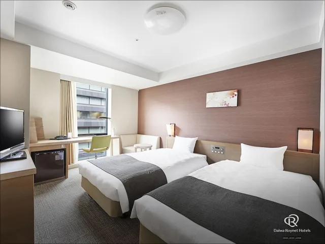 غرفة قياسية بسريرين منفصلين للمدخنين، Daiwa Roynet Hotel Kyoto Shijo Karasuma 1/3