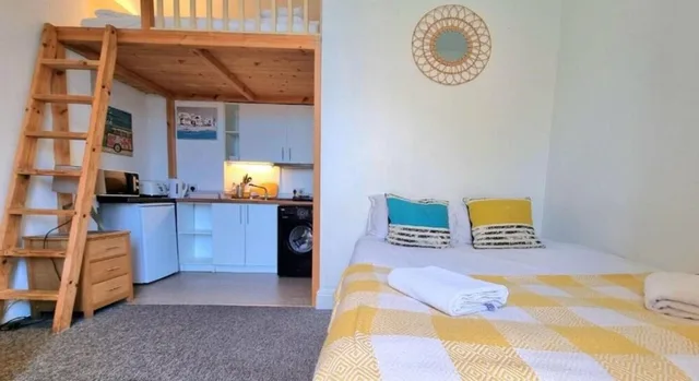 استوديو سوبيريور بسريرين مزدوجين، Reef Island Lodge 2/5