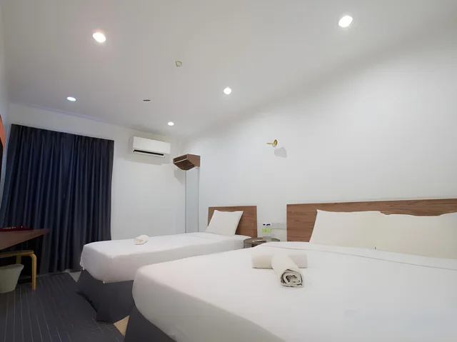 Superior, Triple, No Window، T Hotel Kuala Perlis 2/2